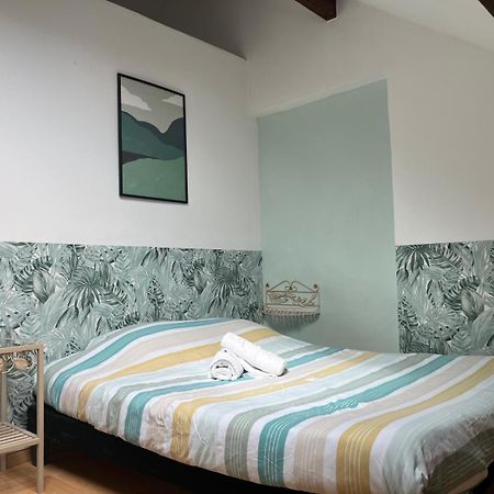 Апартаменты 3 Pieces Calme, Terrasse Et Parking Prive Courcouronnes Экстерьер фото