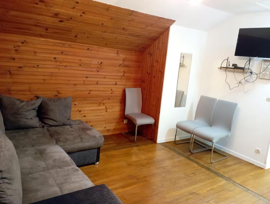 Апартаменты 3 Pieces Calme, Terrasse Et Parking Prive Courcouronnes Экстерьер фото